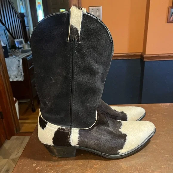 Cowhide cowboy boots - Picture 3 of 14